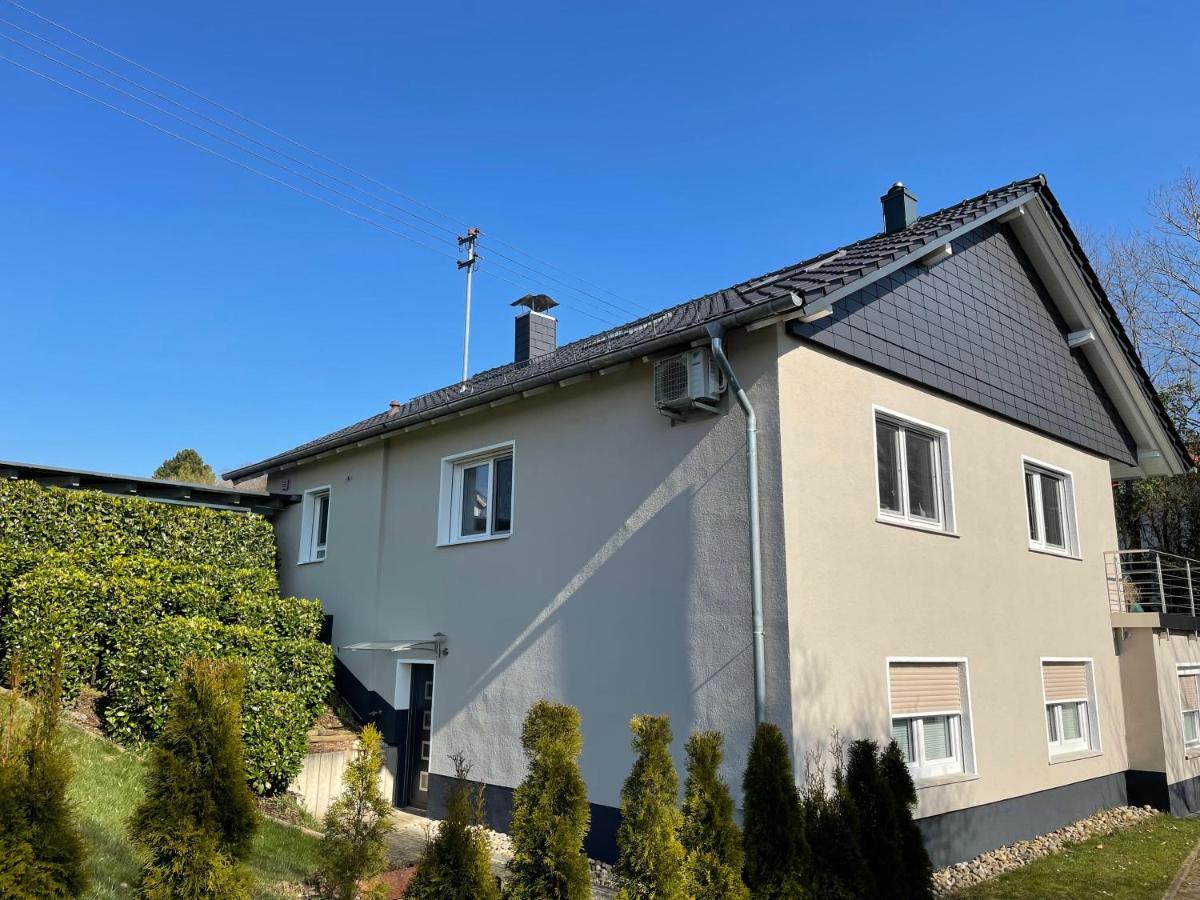Kleine Auszeit Ferienwohnung Nahe Bosenbergklinik Mit Parkplatz, Haustiere Willkommen Sankt Wendel Exterior photo