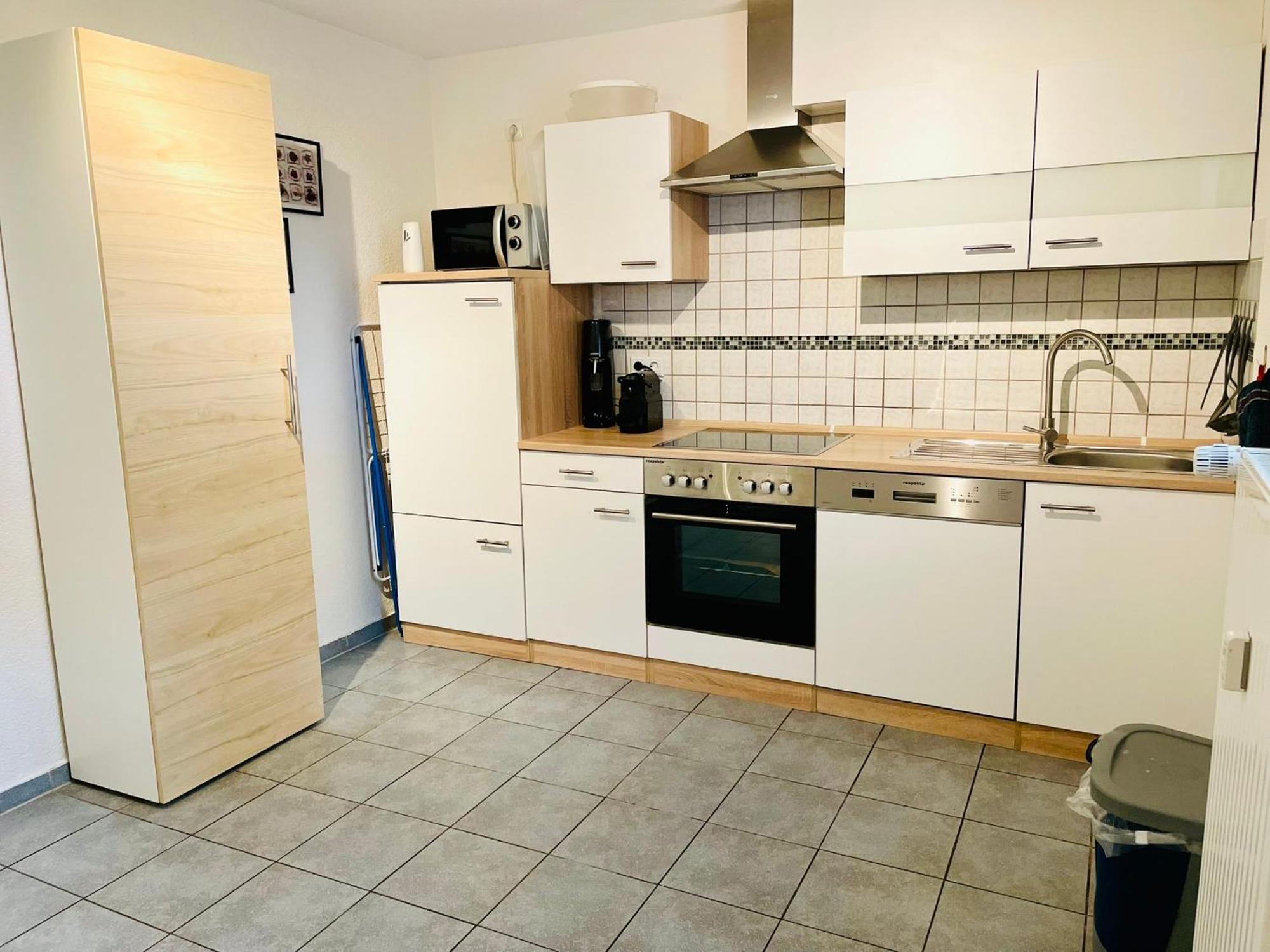 Kleine Auszeit Ferienwohnung Nahe Bosenbergklinik Mit Parkplatz, Haustiere Willkommen Sankt Wendel Exterior photo