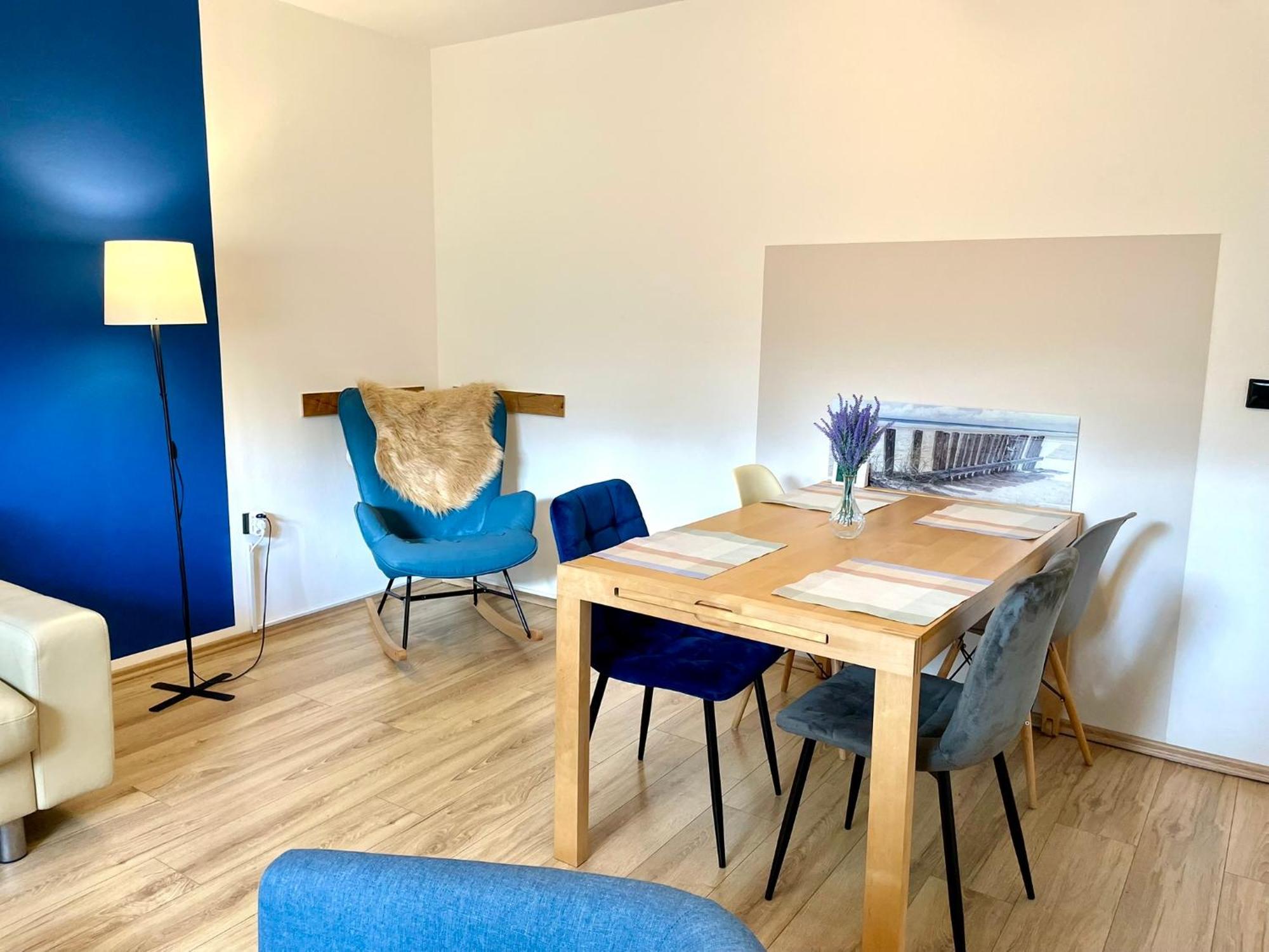 Kleine Auszeit Ferienwohnung Nahe Bosenbergklinik Mit Parkplatz, Haustiere Willkommen Sankt Wendel Exterior photo